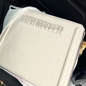 Viral Steve Madden bag